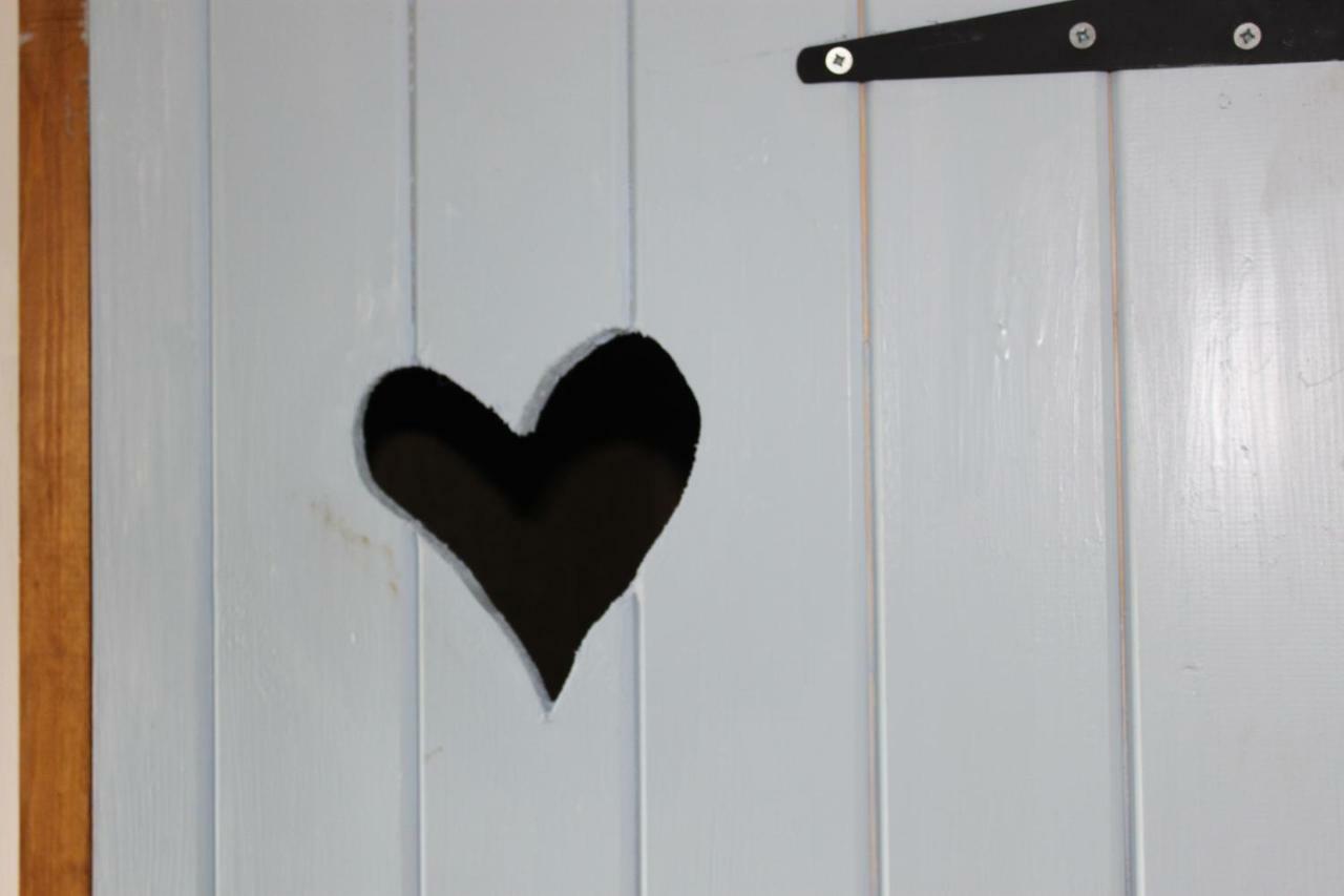The Old Apple Shed Cosy Heated Cottage In A Meadow Close To The Charming Village Of Bethersden Ashford  Esterno foto