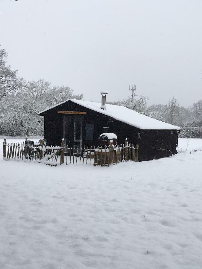 The Old Apple Shed Cosy Heated Cottage In A Meadow Close To The Charming Village Of Bethersden Ashford  Esterno foto